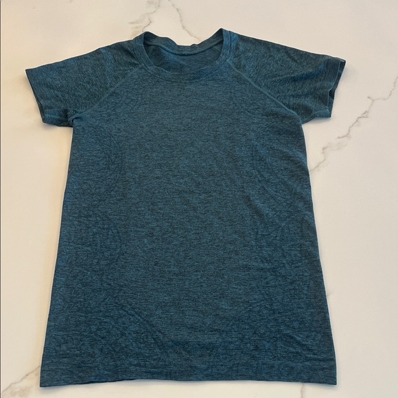 Lululemon Swiftly Tech Short Sleeve Crew in Heathered Peacock size 6 - Picture 2 of 11